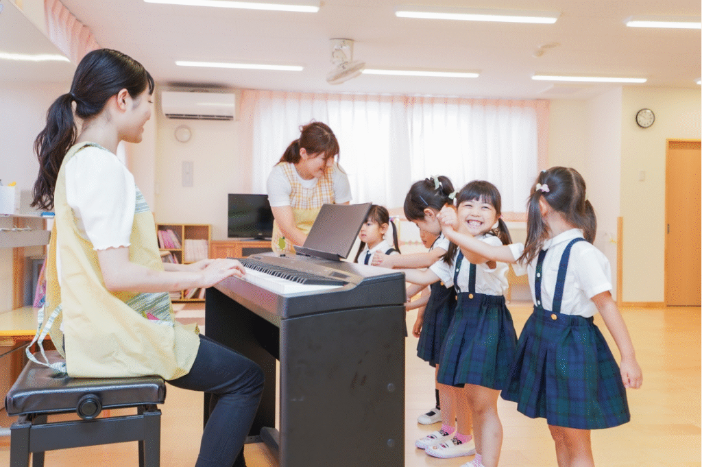幼稚園ピアノレッスン